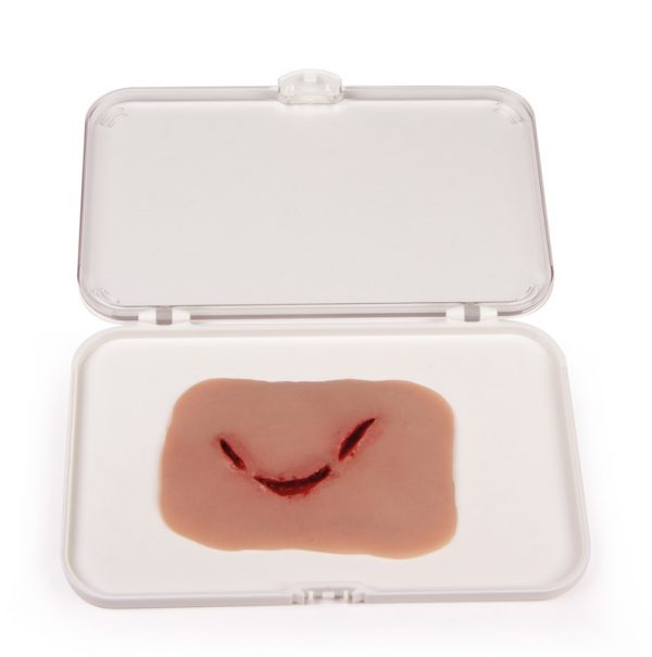 NW009_11 Wundmoulage Schnittwunde Flasche