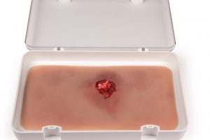 Offener Bruch Arm mit Blutungsfunktion