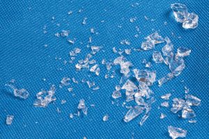 Kunstglas zur Splittersimulation